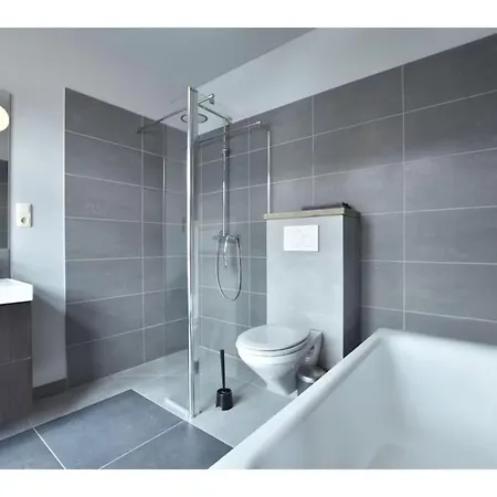 Gutshof Detershagen Xl 펜션 *